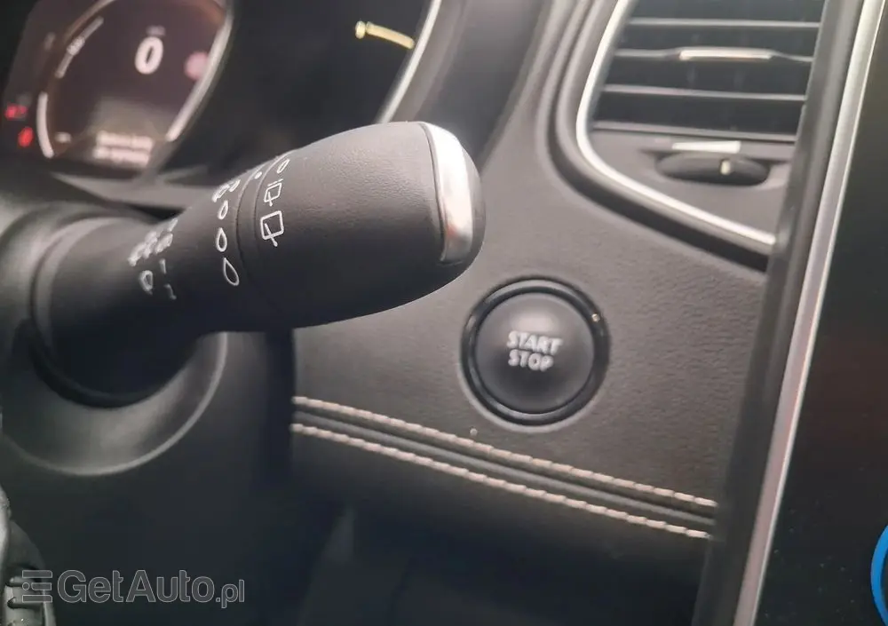 RENAULT Scenic BLUE dCi 120 BUSINESS EDITION