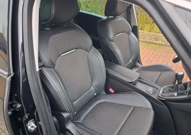 RENAULT Scenic BLUE dCi 120 BUSINESS EDITION