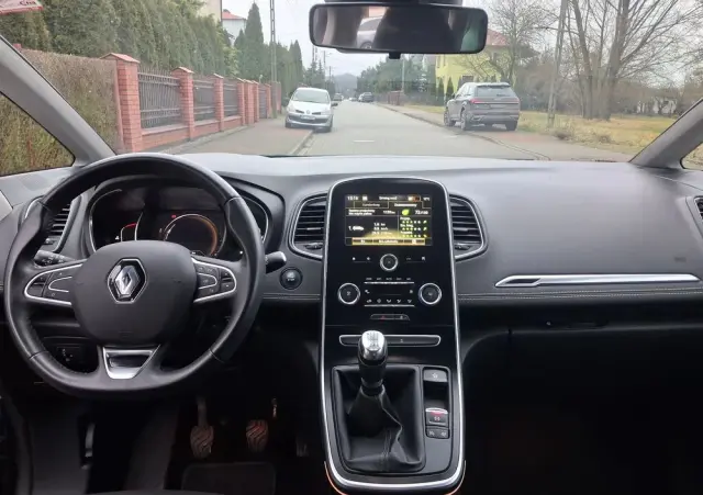 RENAULT Scenic BLUE dCi 120 BUSINESS EDITION