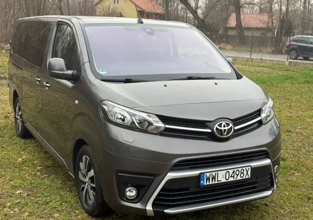 TOYOTA Proace Verso 2.0 D4-D Long Business