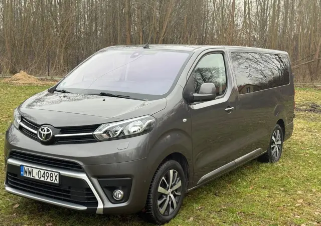 TOYOTA Proace Verso 2.0 D4-D Long Business