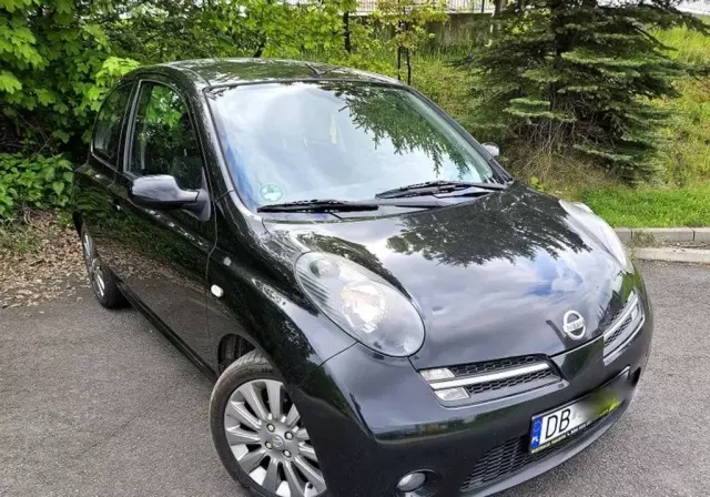NISSAN Micra 