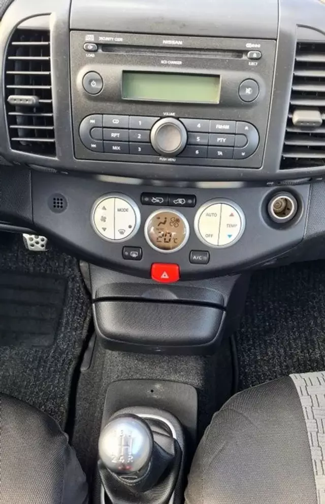 NISSAN Micra 