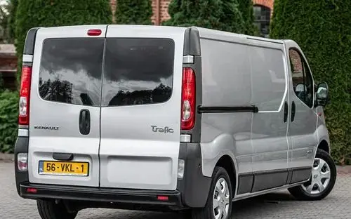 RENAULT Trafic 