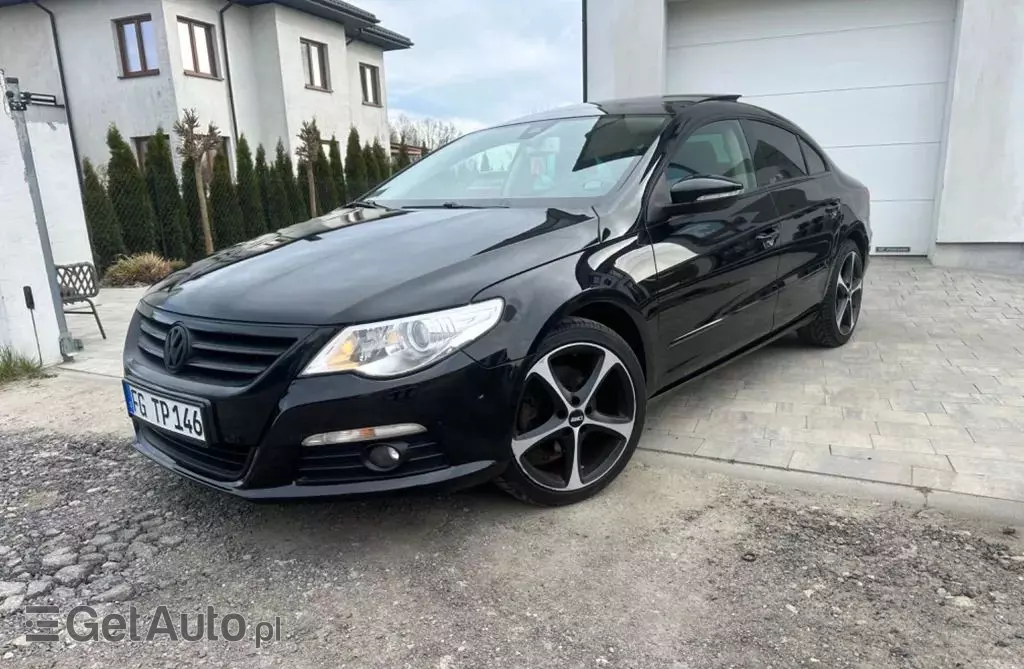 VOLKSWAGEN Passat CC 