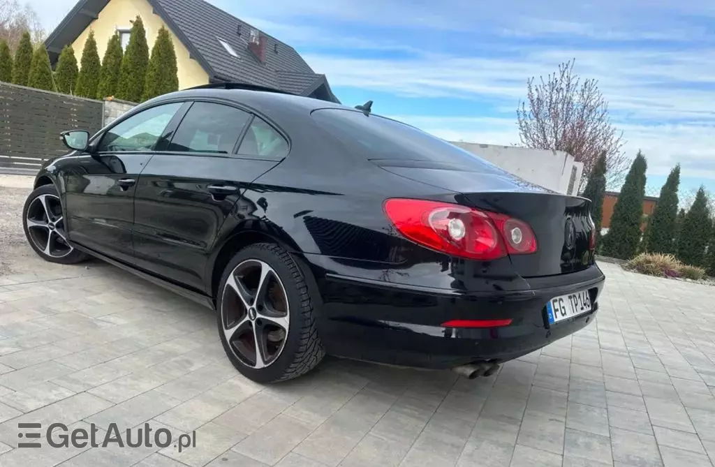 VOLKSWAGEN Passat CC 