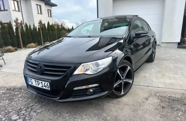 VOLKSWAGEN Passat CC 