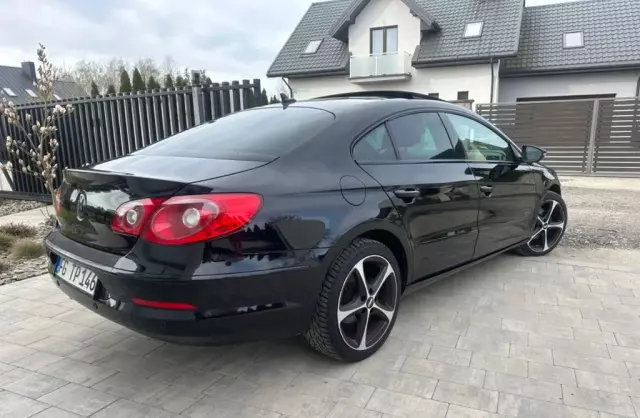 VOLKSWAGEN Passat CC 