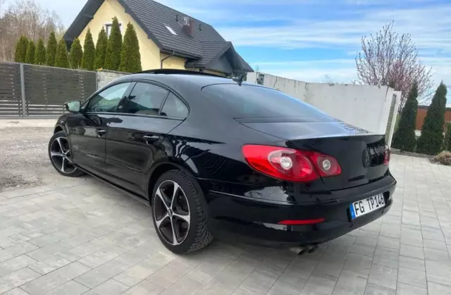 VOLKSWAGEN Passat CC 