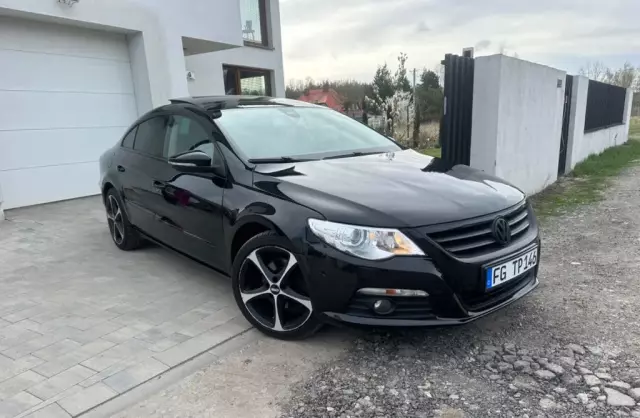 VOLKSWAGEN Passat CC 