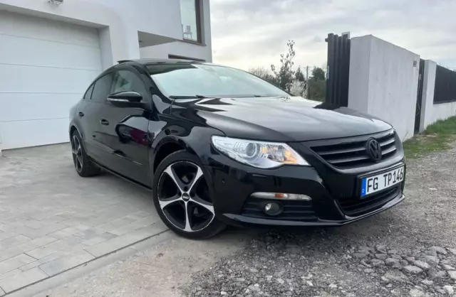 VOLKSWAGEN Passat CC 