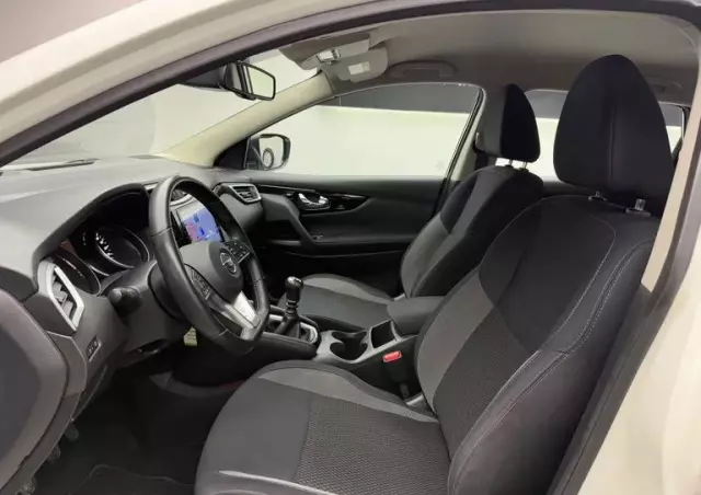 NISSAN Qashqai 1.2 DIG-T Visia EU6