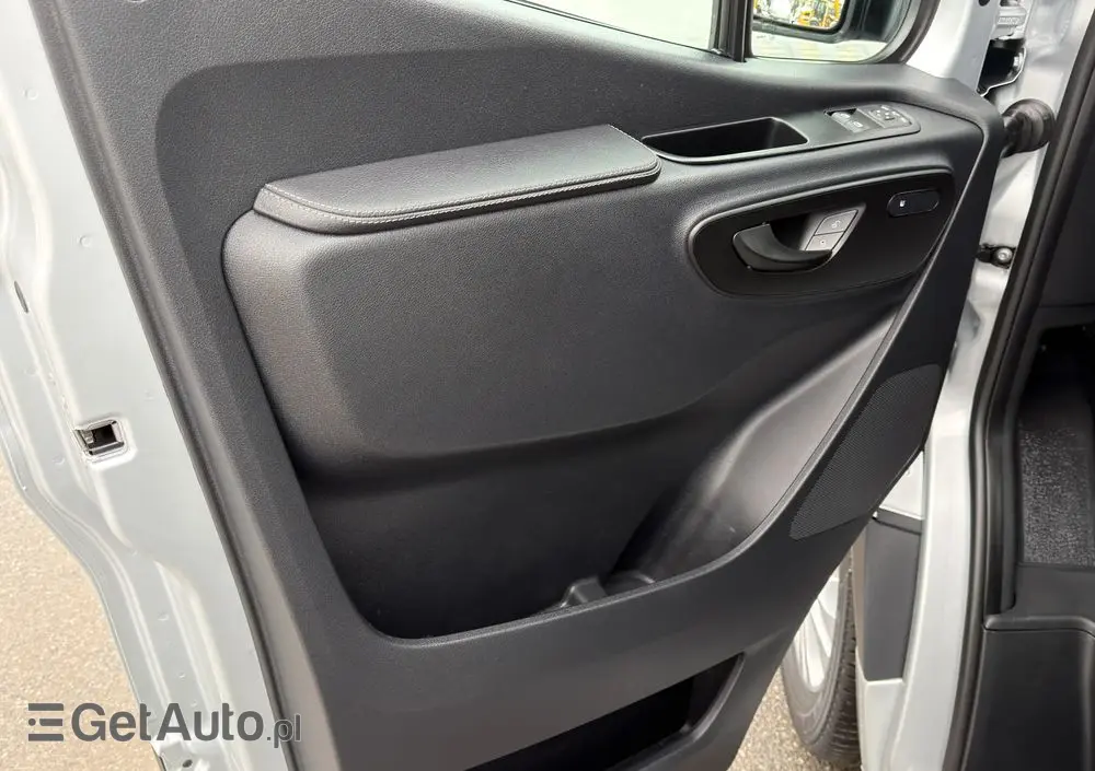 MERCEDES-BENZ SPRINTER //  319 CDI 3.0 V6 190 KM  // THERMO KING // MROŹNIA // CHŁODNIA //  100 % BEZWYPADKOWY // L4H2 // KRAJOWY// 1 WŁ // 230V // FUNKCJA GRZANIA // // -20 °C // Full Opcja // 100 % BEZWYPADKOWY // 