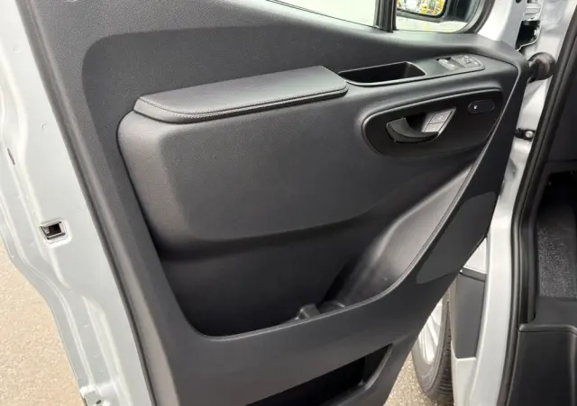 MERCEDES-BENZ SPRINTER //  319 CDI 3.0 V6 190 KM  // THERMO KING // MROŹNIA // CHŁODNIA //  100 % BEZWYPADKOWY // L4H2 // KRAJOWY// 1 WŁ // 230V // FUNKCJA GRZANIA // // -20 °C // Full Opcja // 100 % BEZWYPADKOWY // 