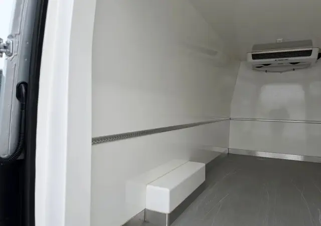 MERCEDES-BENZ SPRINTER //  319 CDI 3.0 V6 190 KM  // THERMO KING // MROŹNIA // CHŁODNIA //  100 % BEZWYPADKOWY // L4H2 // KRAJOWY// 1 WŁ // 230V // FUNKCJA GRZANIA // // -20 °C // Full Opcja // 100 % BEZWYPADKOWY // 