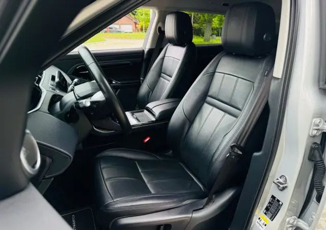 LAND ROVER Range Rover Evoque D150 R-Dynamic S