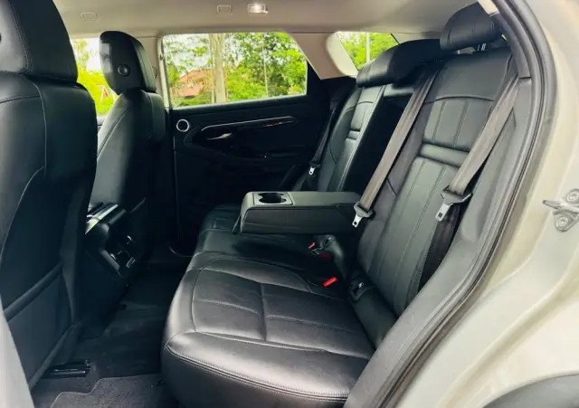 LAND ROVER Range Rover Evoque D150 R-Dynamic S