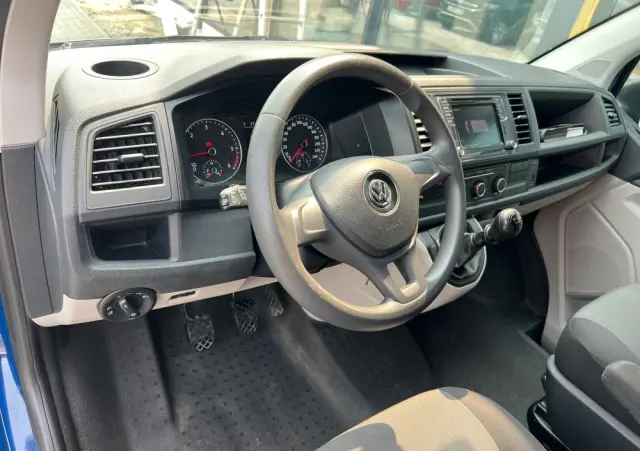 VOLKSWAGEN TRANSPORTER 