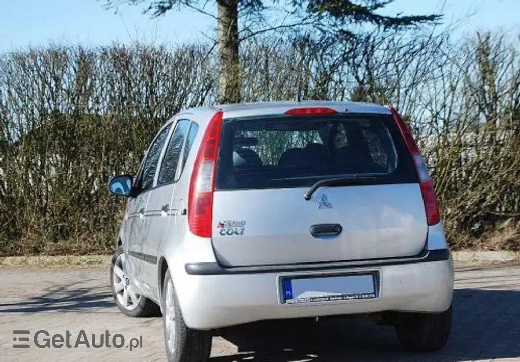 MITSUBISHI Colt 