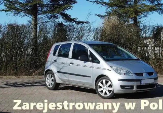 MITSUBISHI Colt 