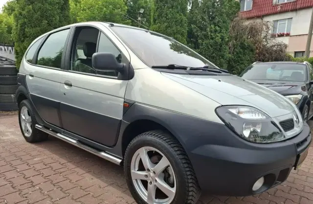 RENAULT Scenic 