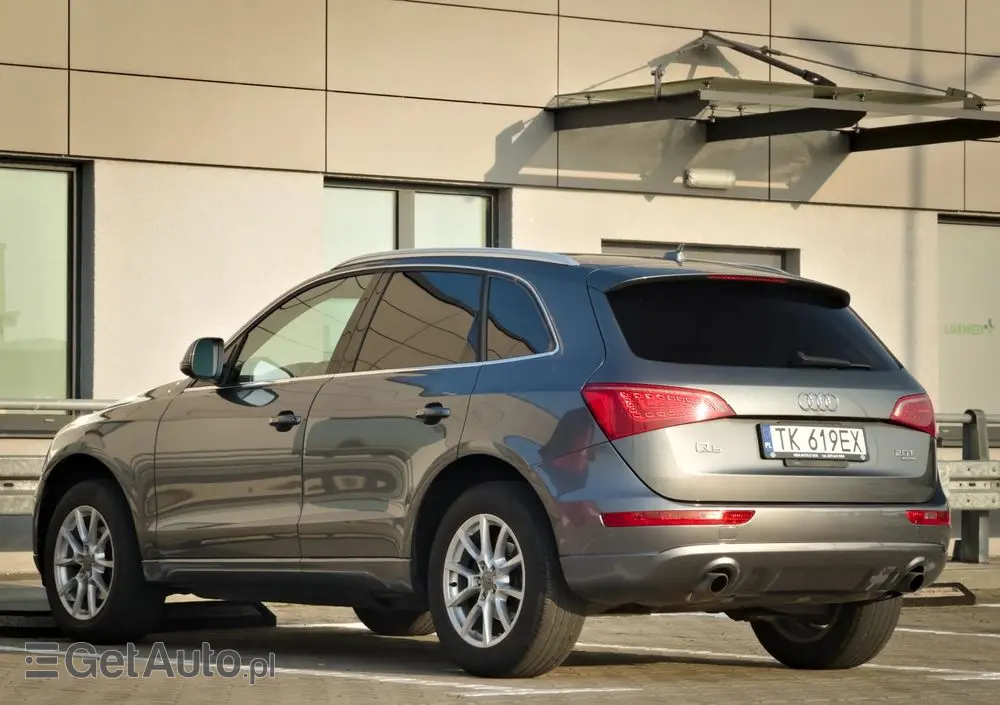 AUDI Q5 2.0 TFSI quattro tiptronic