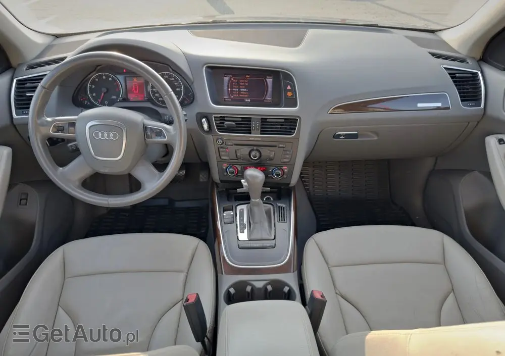 AUDI Q5 2.0 TFSI quattro tiptronic