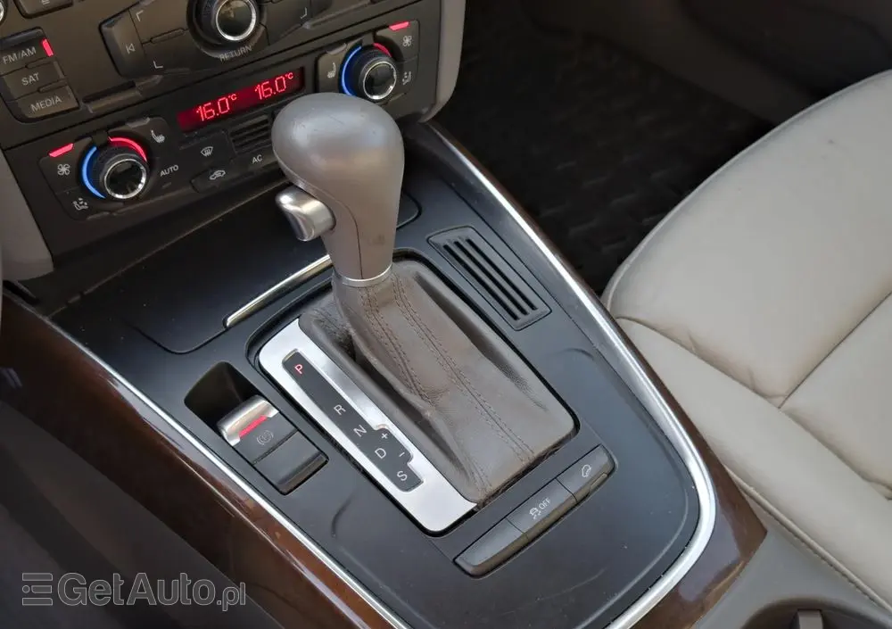 AUDI Q5 2.0 TFSI quattro tiptronic