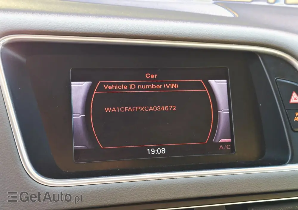 AUDI Q5 2.0 TFSI quattro tiptronic