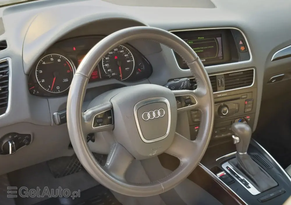 AUDI Q5 2.0 TFSI quattro tiptronic