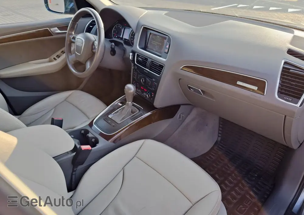 AUDI Q5 2.0 TFSI quattro tiptronic