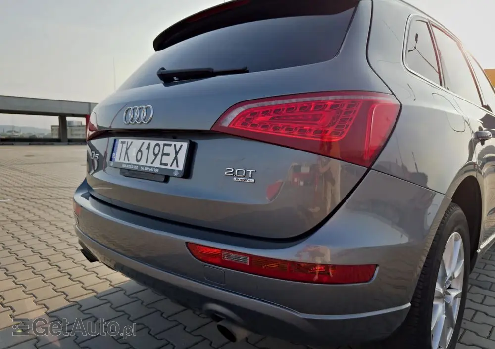 AUDI Q5 2.0 TFSI quattro tiptronic