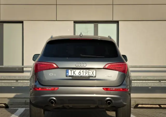 AUDI Q5 2.0 TFSI quattro tiptronic