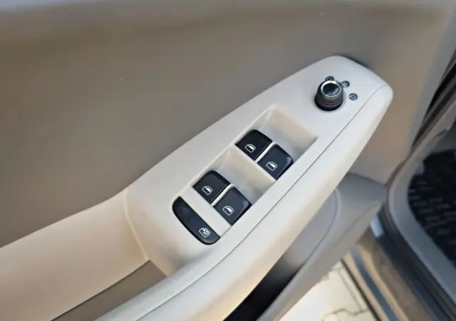 AUDI Q5 2.0 TFSI quattro tiptronic