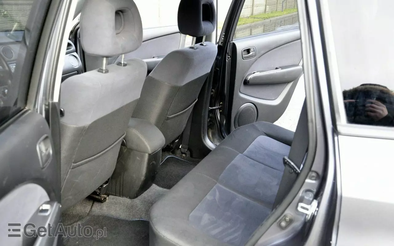 MITSUBISHI Outlander 2.0 2WD Invite