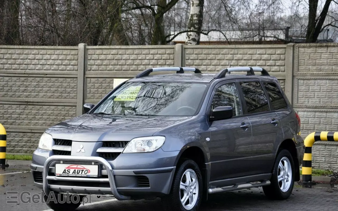 MITSUBISHI Outlander 2.0 2WD Invite