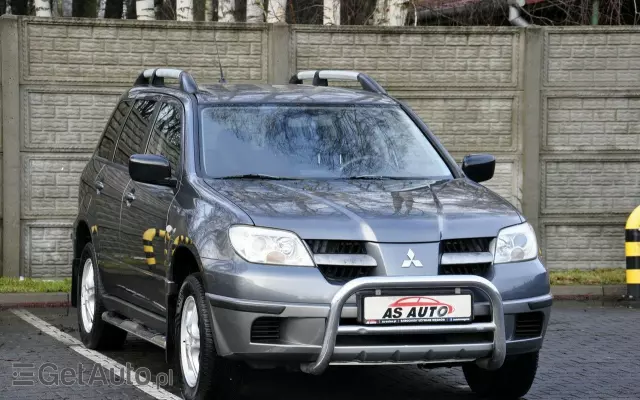 MITSUBISHI Outlander 2.0 2WD Invite