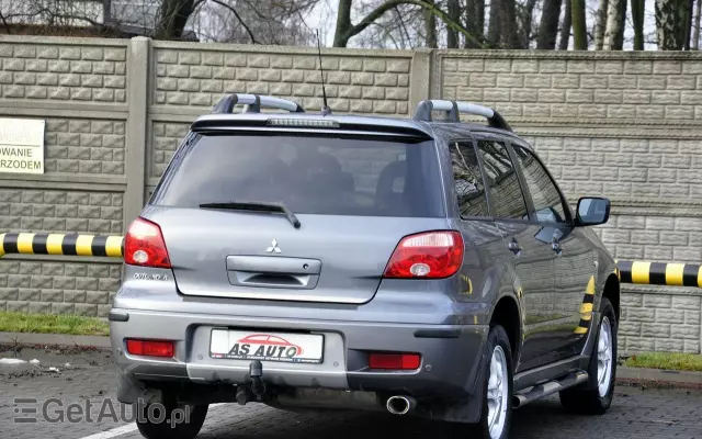 MITSUBISHI Outlander 2.0 2WD Invite
