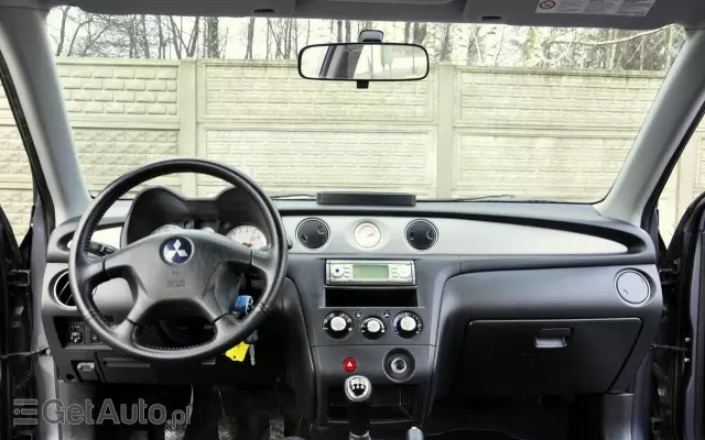 MITSUBISHI Outlander 2.0 2WD Invite