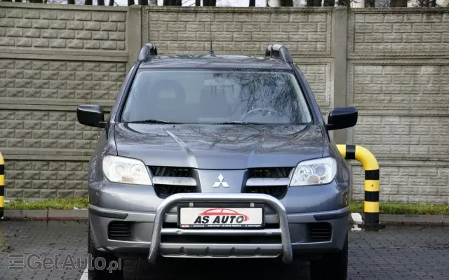 MITSUBISHI Outlander 2.0 2WD Invite