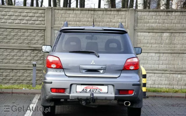 MITSUBISHI Outlander 2.0 2WD Invite