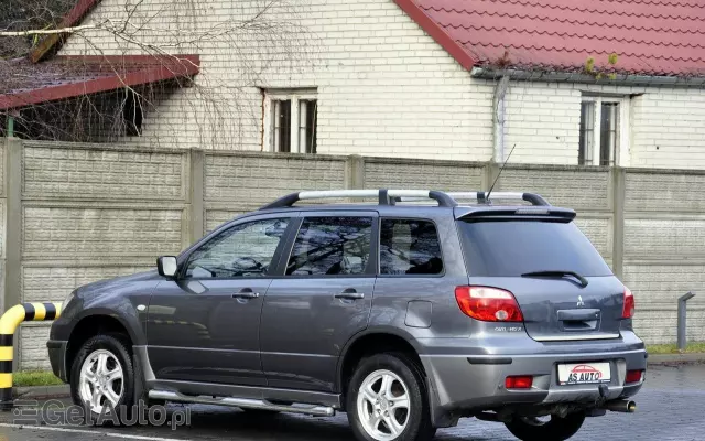 MITSUBISHI Outlander 2.0 2WD Invite