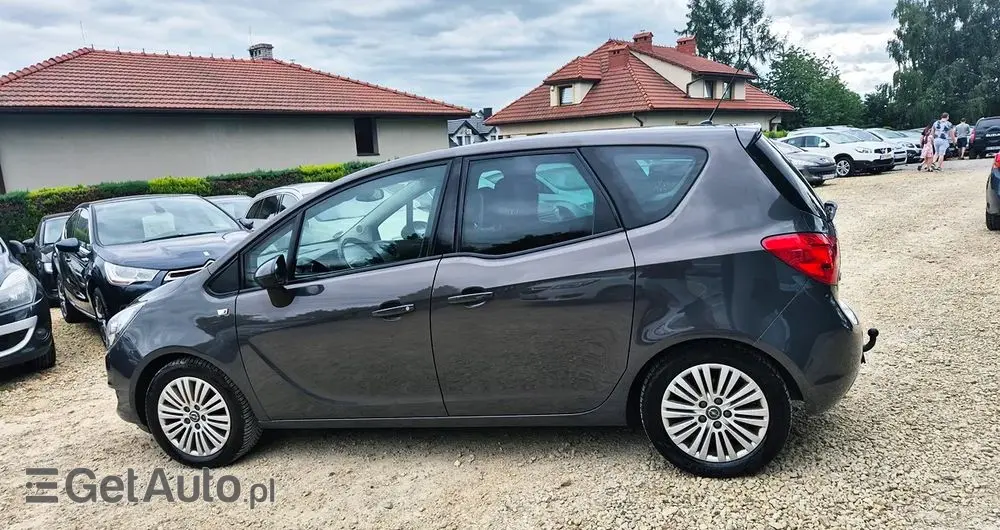 OPEL Meriva 1.4 T Cosmo