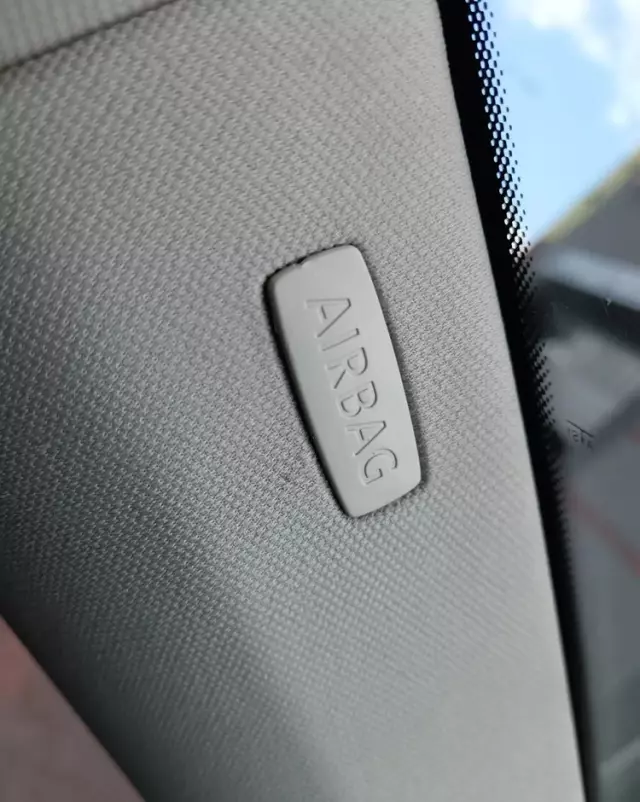 VOLKSWAGEN Golf 1.9 TDI Sportline