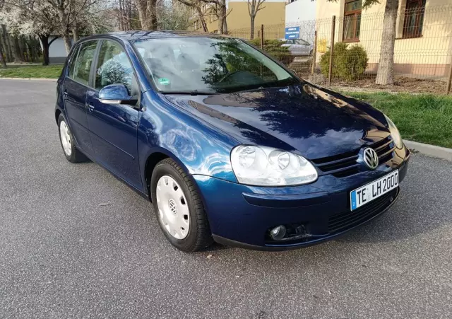 VOLKSWAGEN Golf 1.9 TDI Sportline