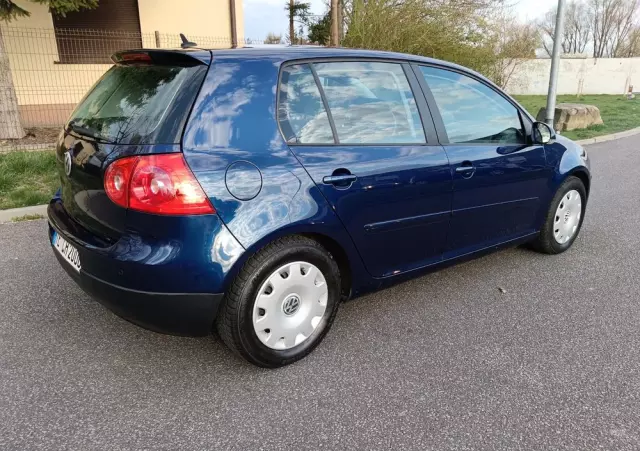 VOLKSWAGEN Golf 1.9 TDI Sportline