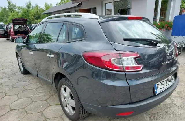 RENAULT Megane 