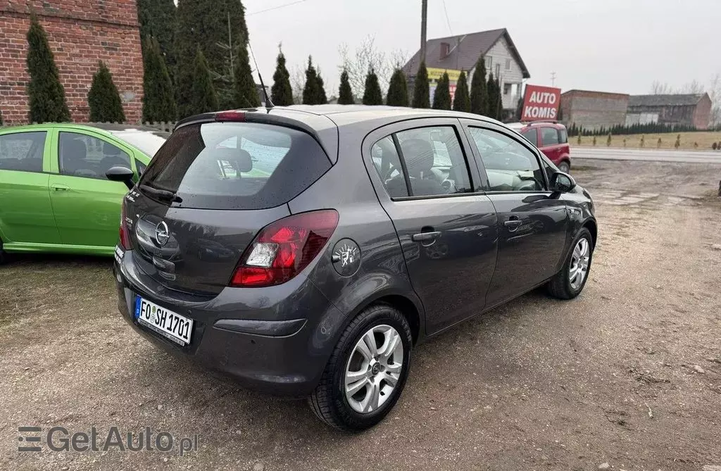 OPEL Corsa 