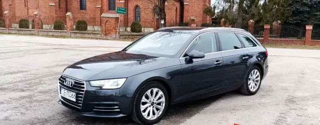 AUDI A4 