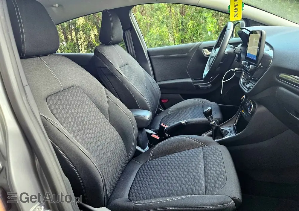 FORD Puma 1.0 EcoBoost Hybrid TITANIUM DESIGN